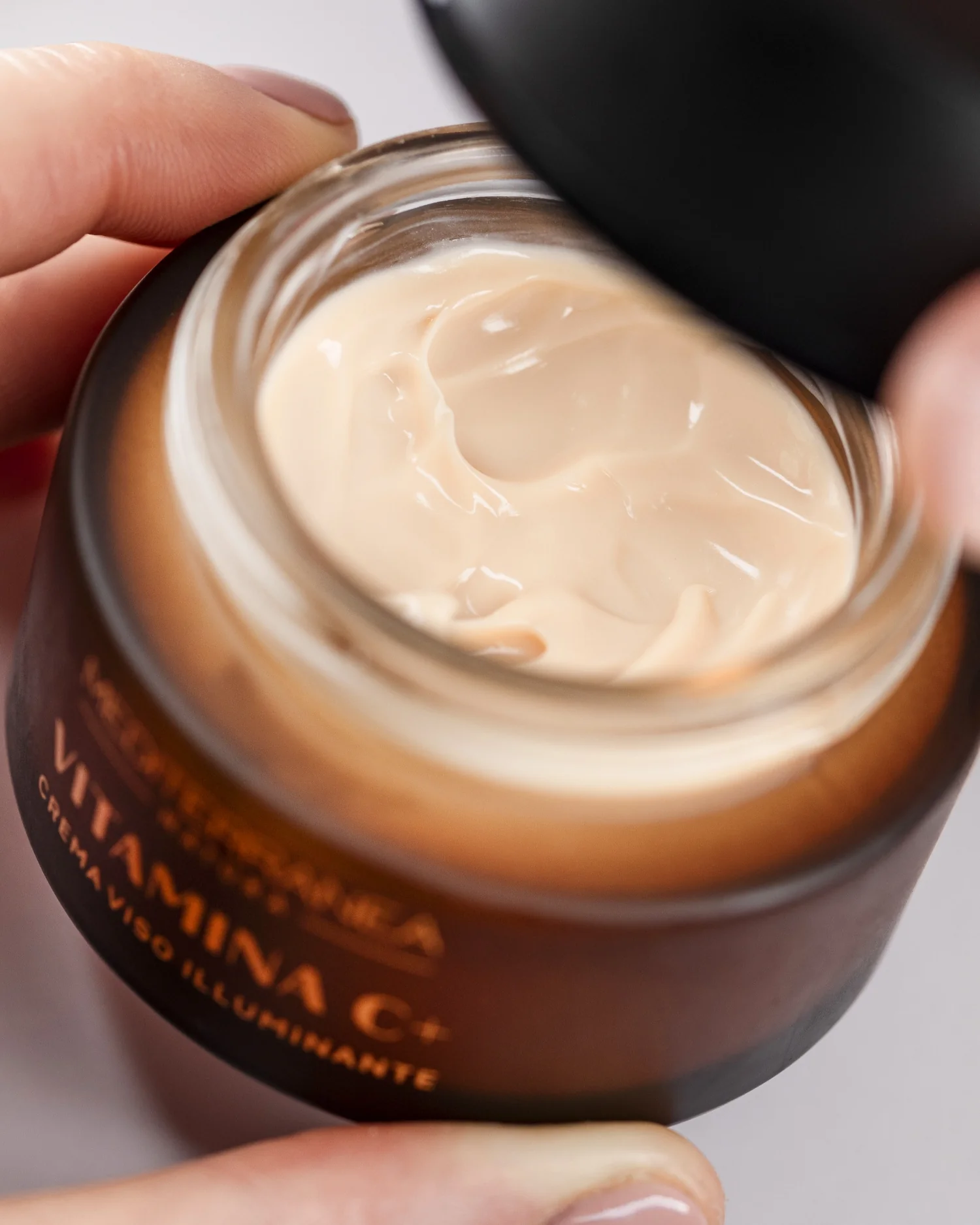 VITAMINA C+ CREMA VISO ILLUMINANTE - Image 2